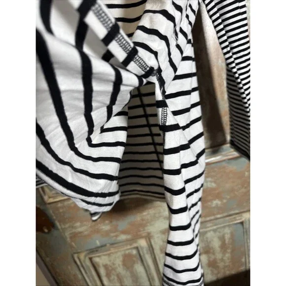 She + Sky Women’s Black And White Striped Tunic Long Sleeved L - Picture 11 of 11